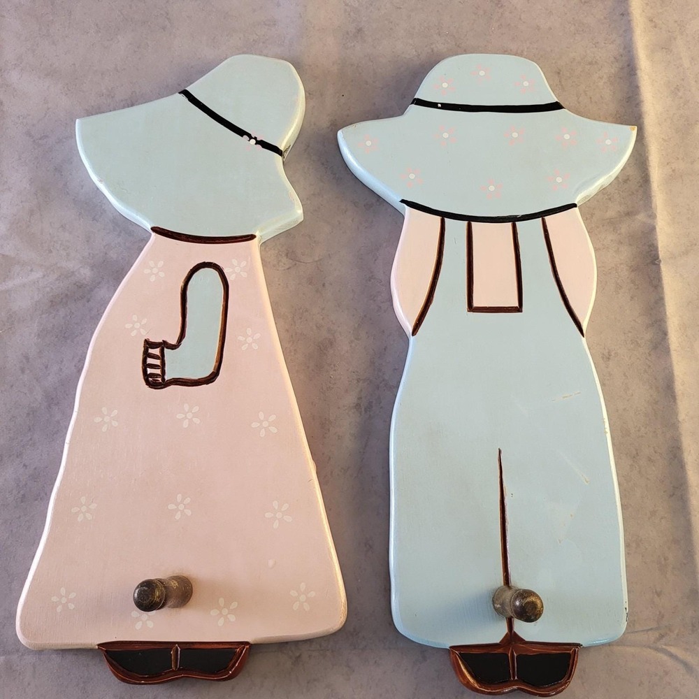 Vintage Wooden Bonnet Girl & Boy Wall Hanging Peg Coat Rack Cottagecore Decor